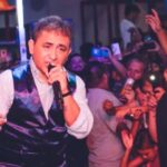 Trágico accidente en Santiago del Estero: murió el cantante de música tropical Huguito Flores | (Foto: @huguitofloreselsuperoficial).