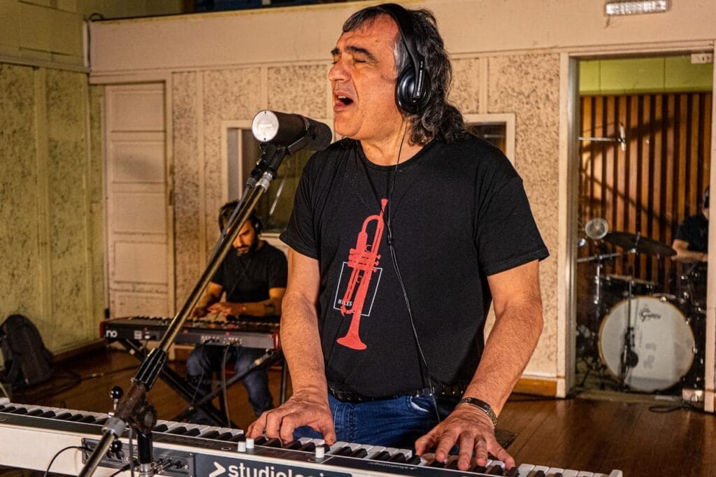 Marcelo López presenta su nuevo álbum “En Vivo en Café Berlín 2024” 1