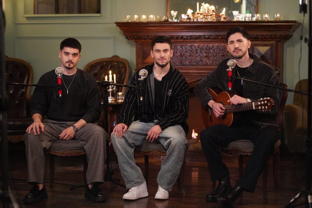 Campedrinos y Agus Bernasconi se unen para cantar “+ Zambas Románticas”, 4 joyas del repertorio 3 Campedrinos