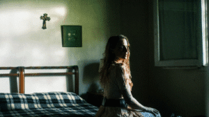 Carolina Mama presenta “Bajo el silencio” en colaboración con el multipremiado Trooko 38 Carolina mama