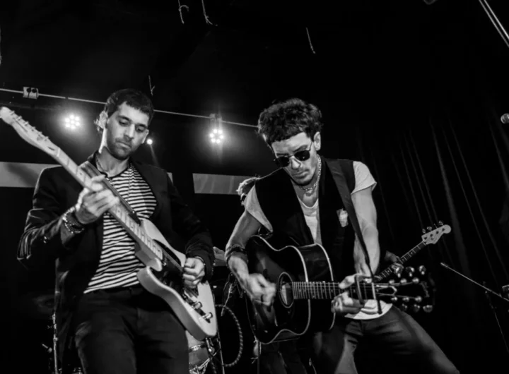 Socios de Tijuana lanzó su nuevo disco “Pueblo Chico”: “Queríamos sorprender, buscamos diversidad” 1 Socios de Tijuana