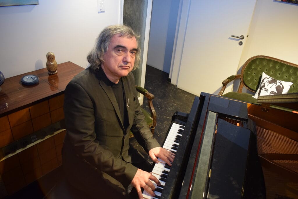 Marcelo López se presenta en Clásica y Moderna junto a un destacado ensamble de músicos 5 López