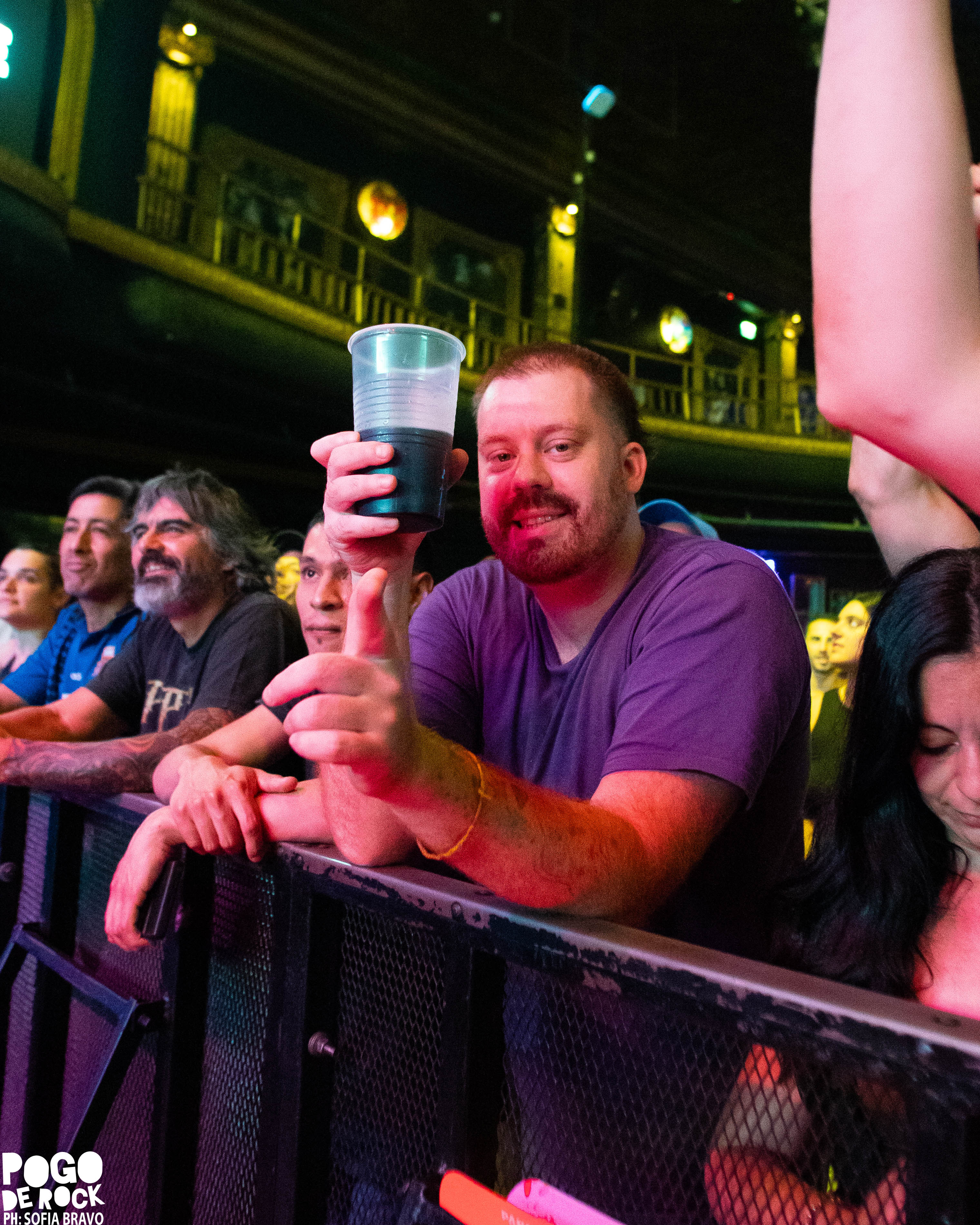 Juanse encendió el Teatro Flores con un show crudo, directo y a puro rock 153