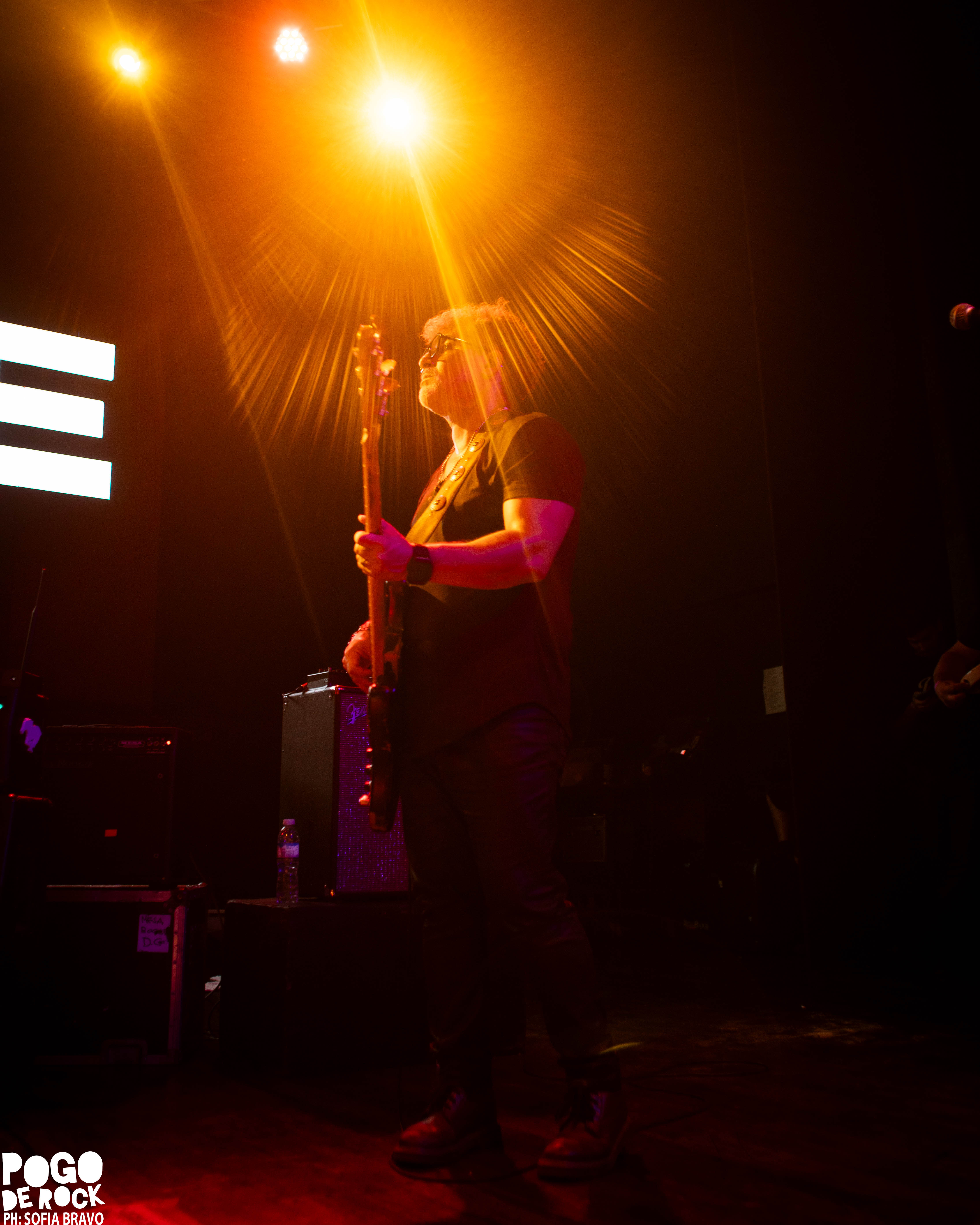 Juanse encendió el Teatro Flores con un show crudo, directo y a puro rock 179