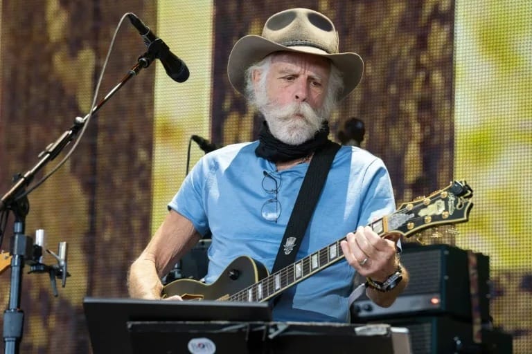 Murió Bob Weir, guitarrista fundador de Grateful Dead y figura clave del rock estadounidense 4 Bob Weir