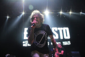 Evaristo vuelve a Buenos Aires con un show histórico en el Movistar Arena 10 Evaristo