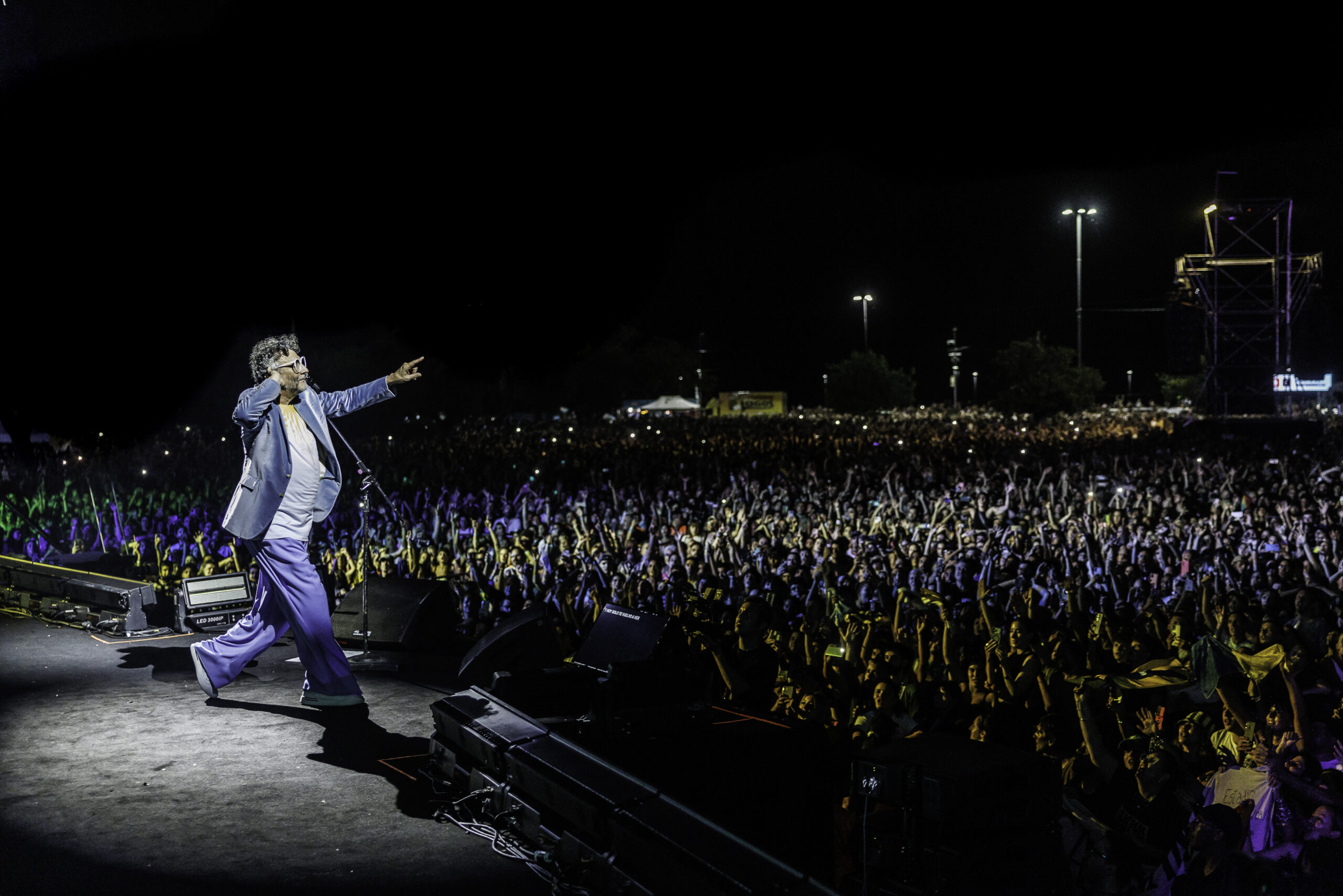 Fito Paez en Rosario: más de 300.000 personas celebraron un show histórico en el Monumento a la Bandera 14 Fito Paez Rosario