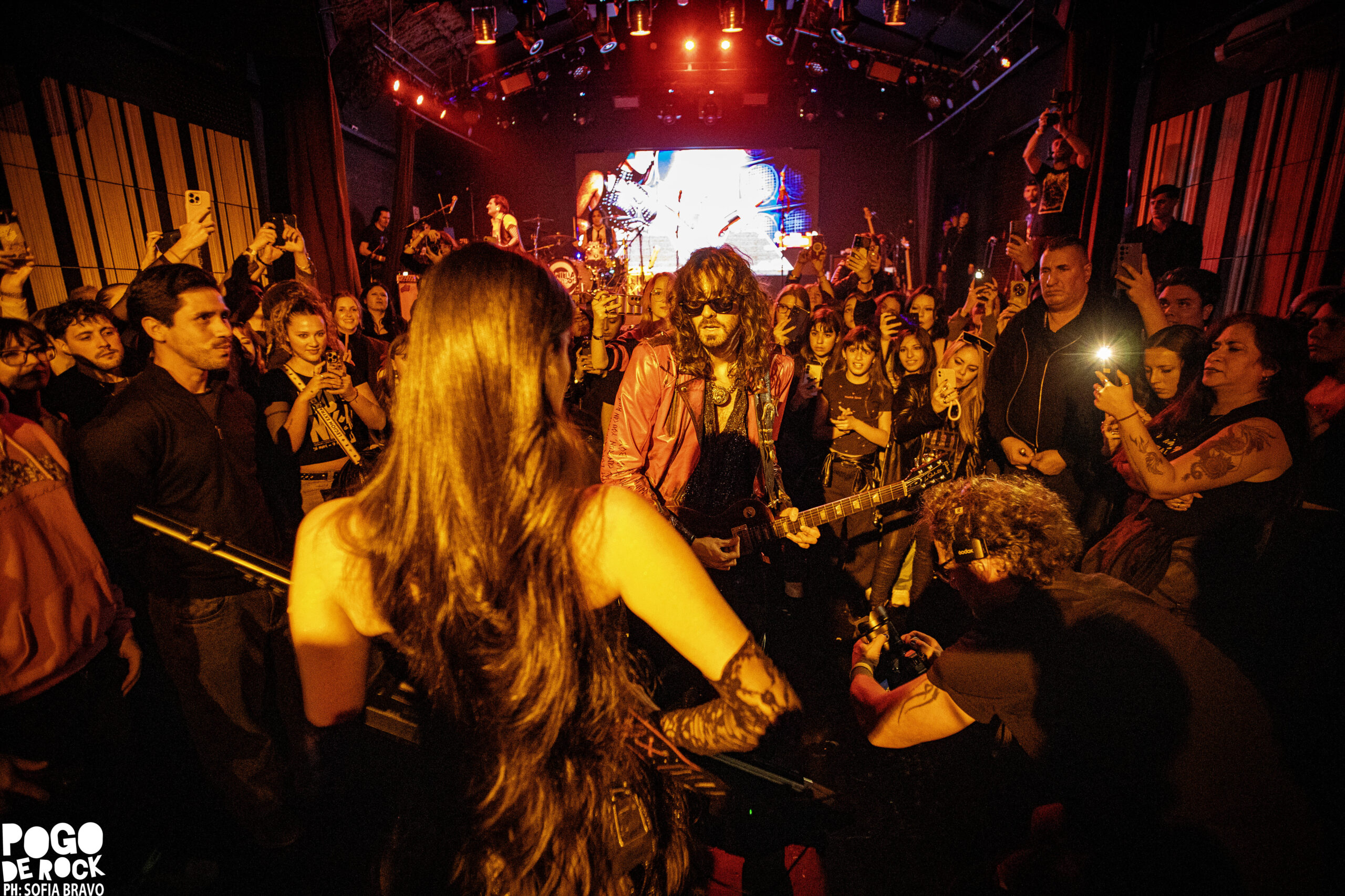 Daniela Milagros presentó “Attention Attention” en The Roxy y confirmó que ya es una de las artistas emergentes más sólidas de la escena 23