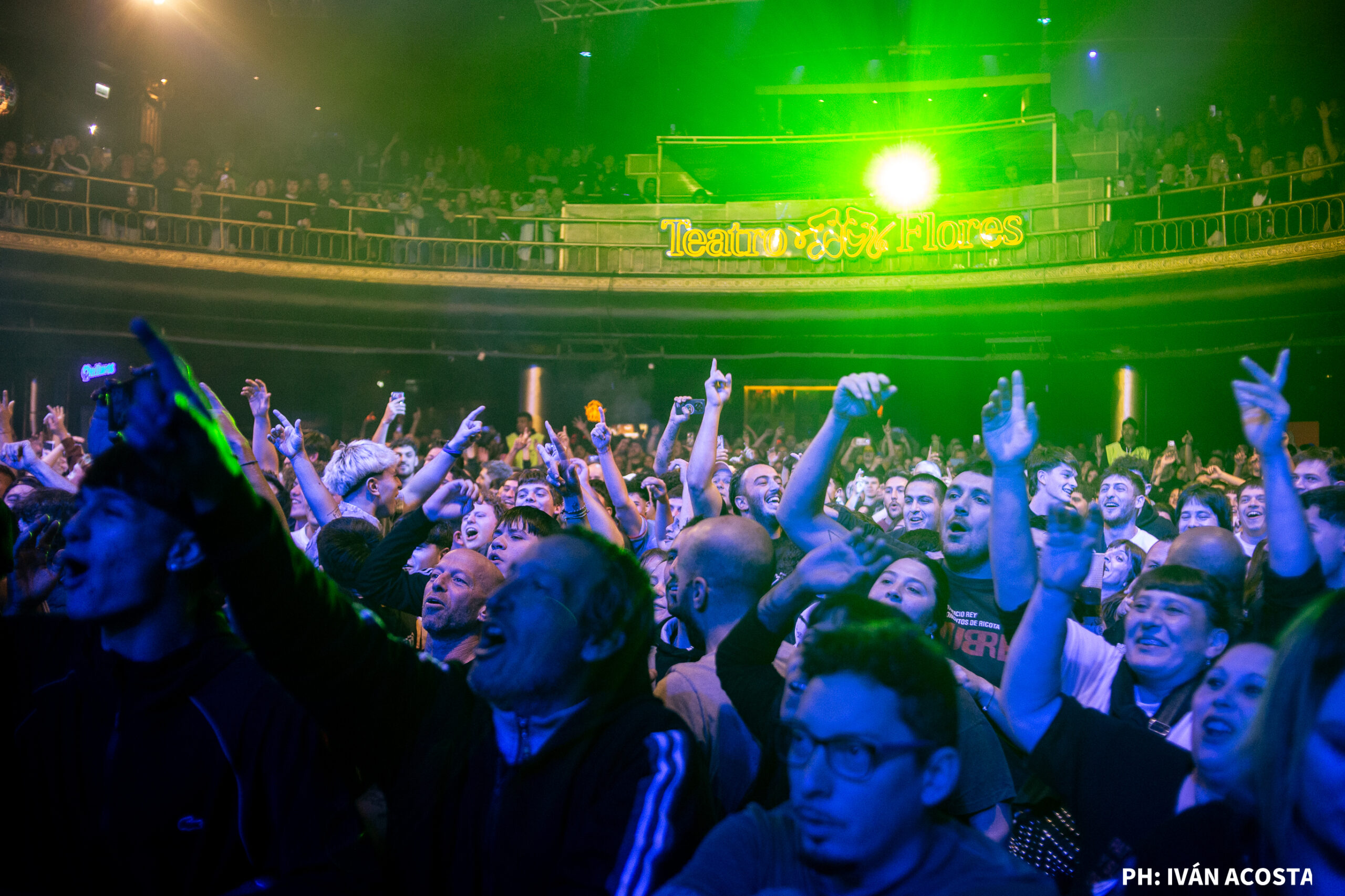 La Kermesse Redonda celebró 50 shows en el Teatro Flores y confirmó que el ritual ricotero sigue más vivo que nunca 61