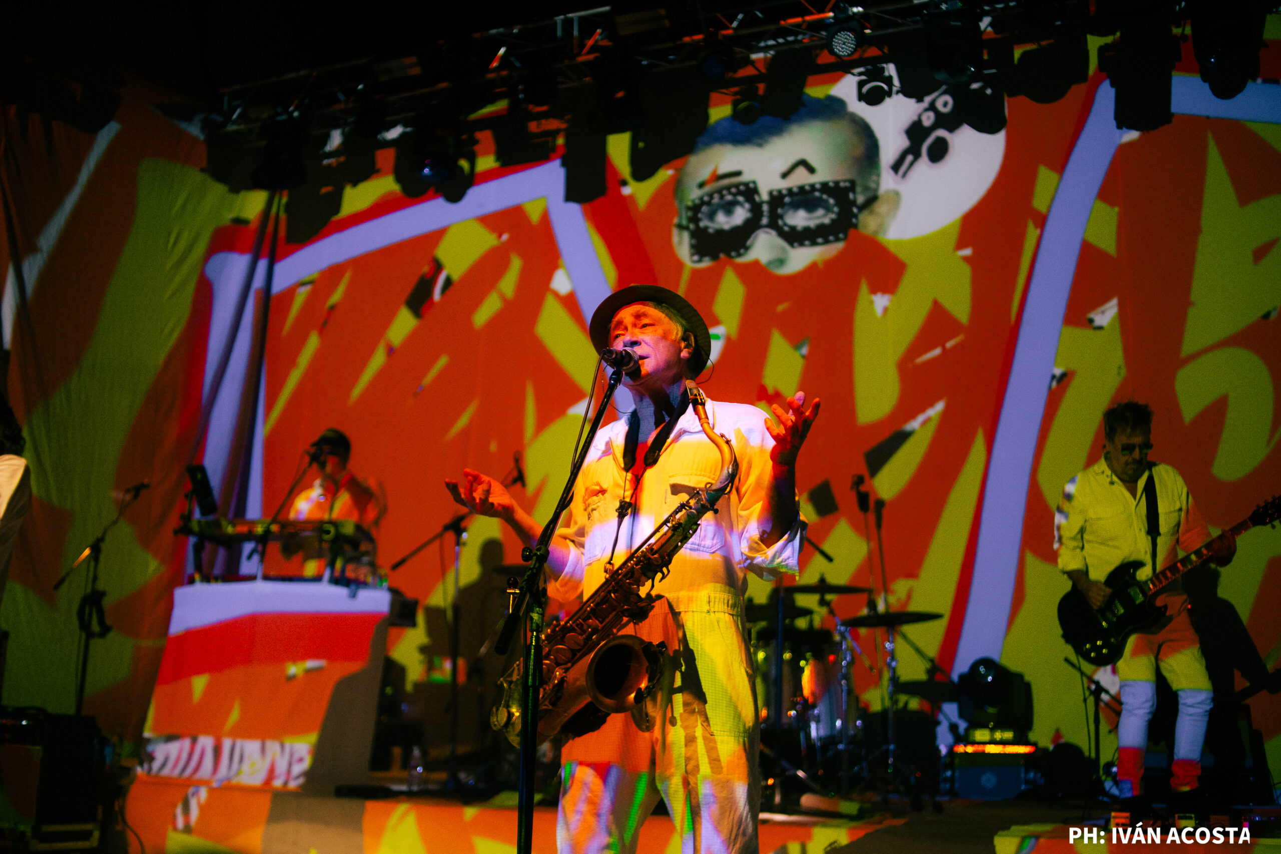 La Kermesse Redonda celebró 50 shows en el Teatro Flores y confirmó que el ritual ricotero sigue más vivo que nunca 66