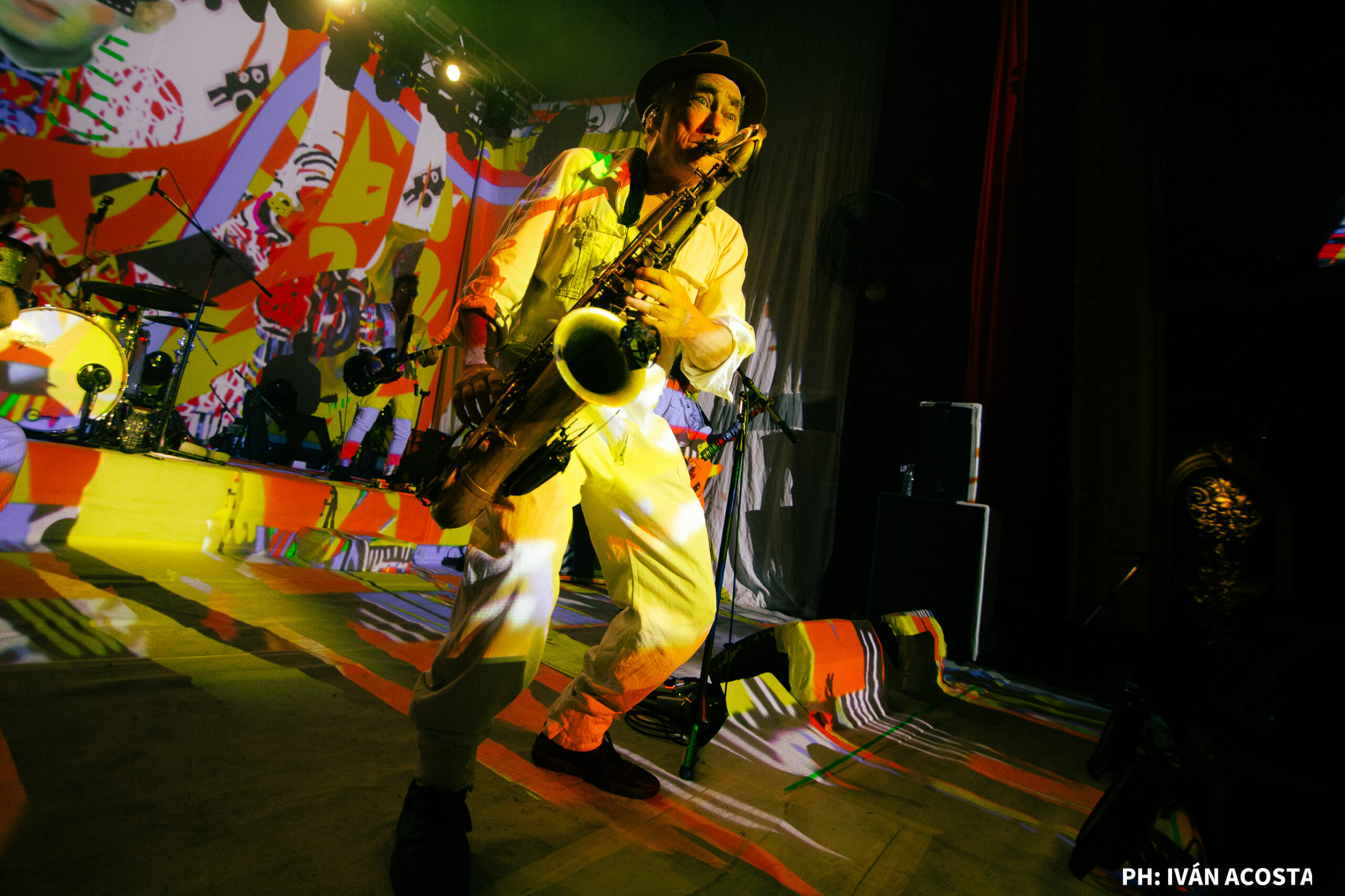 La Kermesse Redonda celebró 50 shows en el Teatro Flores y confirmó que el ritual ricotero sigue más vivo que nunca 58