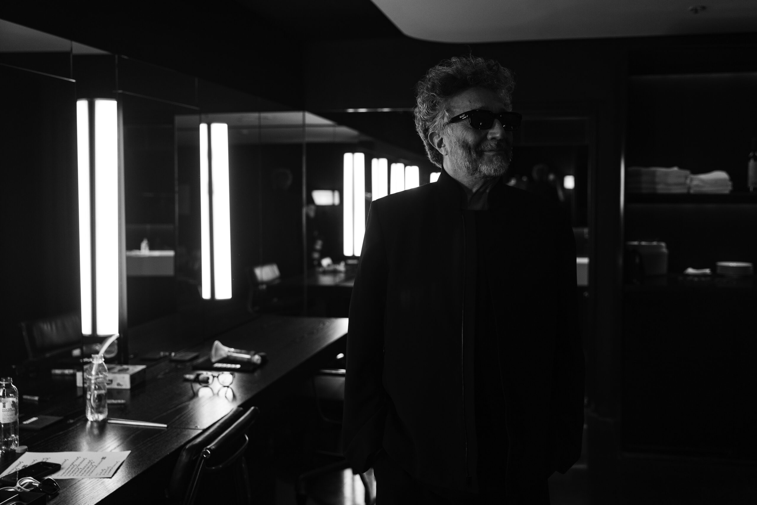 “Shine“: Fito Páez renace desde las cenizas; Análisis canción por canción del nuevo disco 18