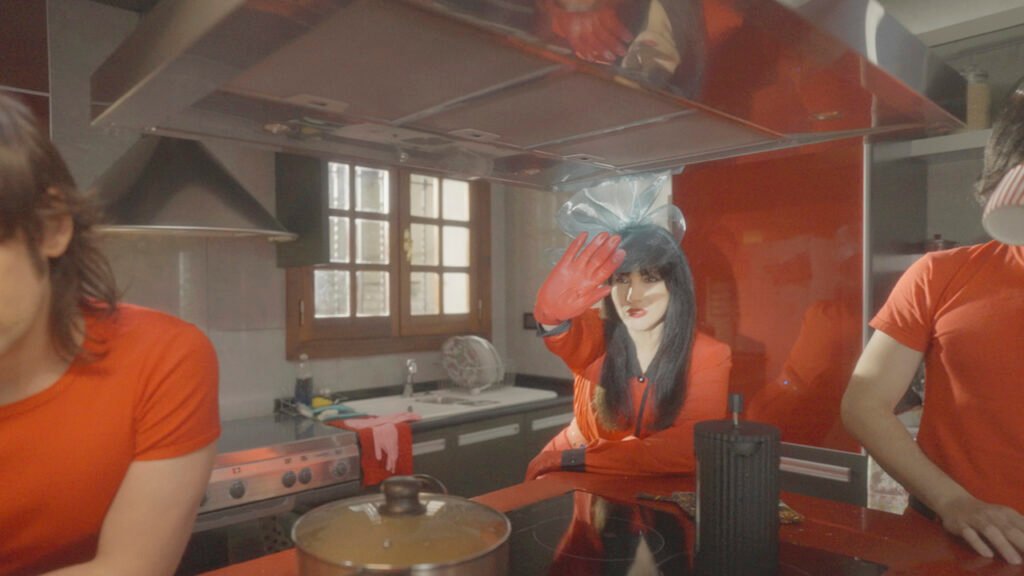 Hana estrena "Otra Vez": Un himno de resiliencia electro pop y adelanto de su nuevo disco 6 hana